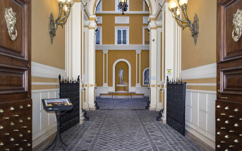 Inn Rome Rooms & Suites
