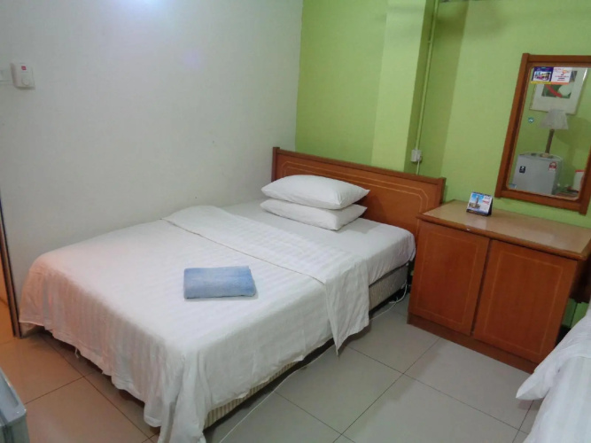 Hotel Yes