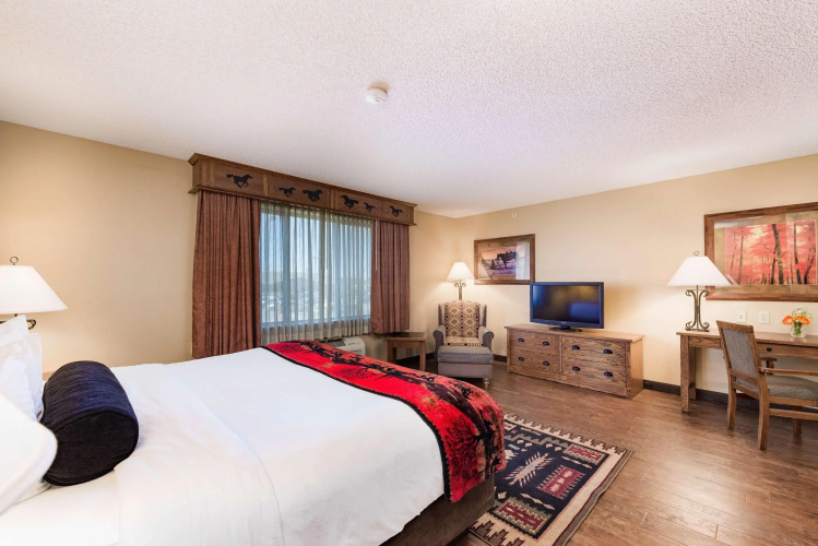 Best Western Plus Kelly Inn & Suites