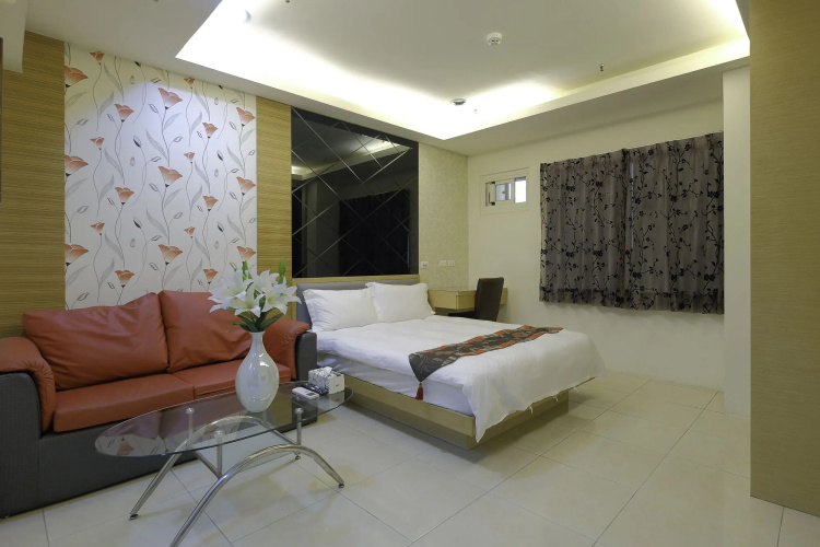LJ hotel