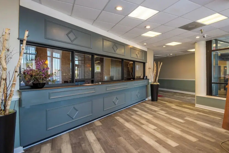 Dominion Inn & Suites