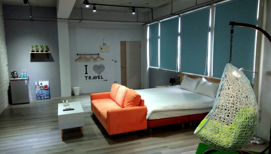 Sleep In Guest House