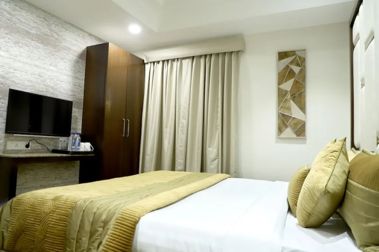 Hotel Grand Girdhar