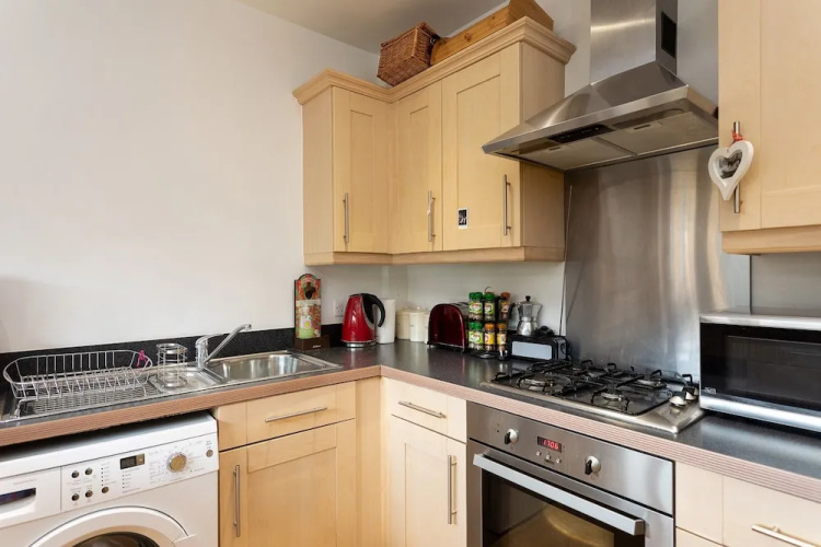 2 Bedroom Apartment in Greenwich