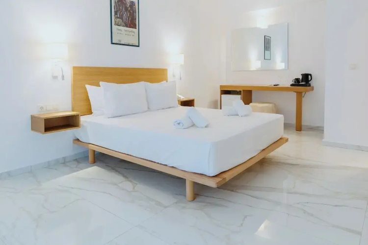 Blue Bay Hotel