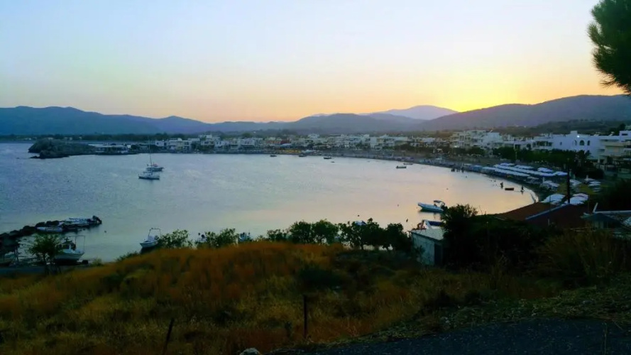 Haraki Beach
