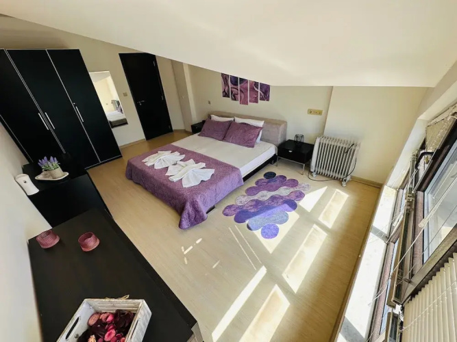 Central Art Apartment in Bansko With Mountain View
