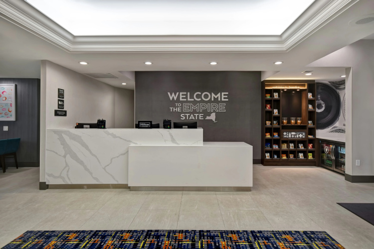 Hampton Inn NY-JFK photo 16