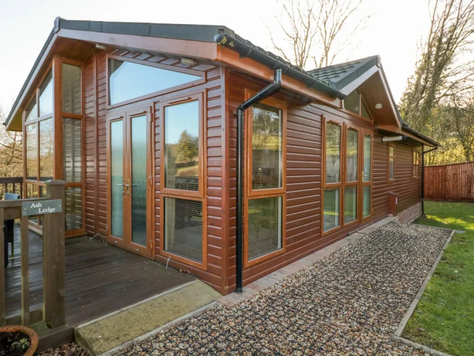 Ash Lodge