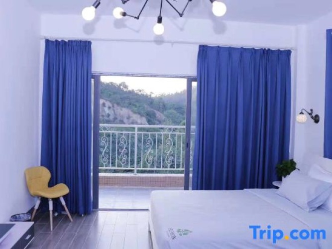 Standard Twin Family room