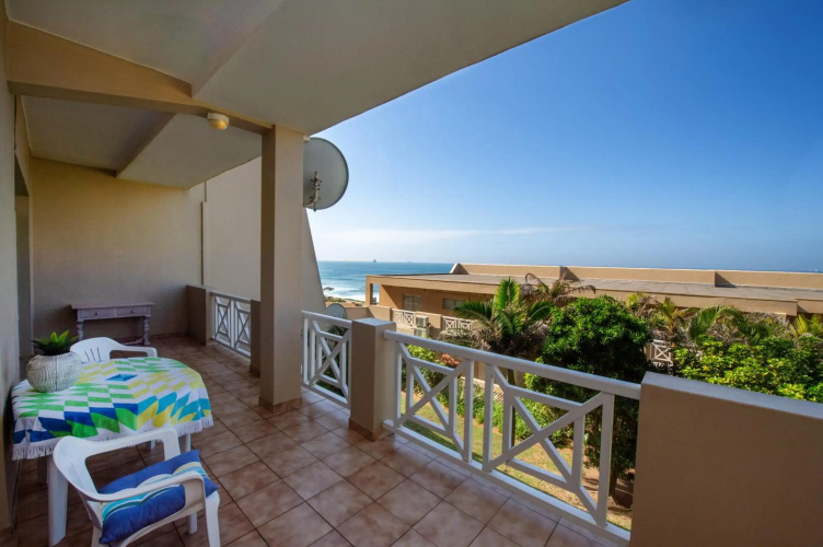 11 Waterfront Umdloti