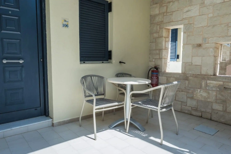 Standard Triple Apartment
