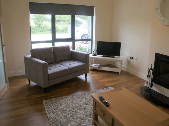 Rafterys Court