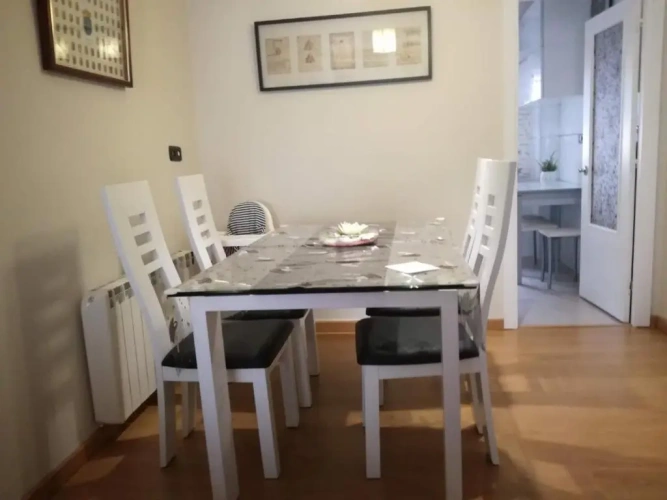 3 Bedrooms Apartment