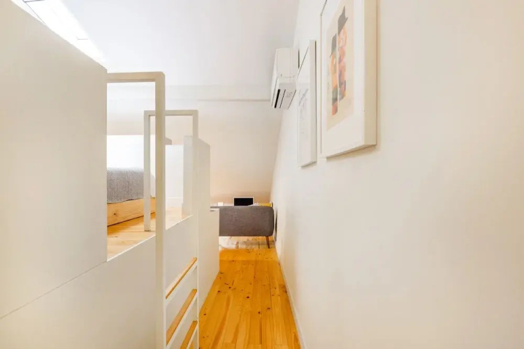Oporto Loft with Mezzanine