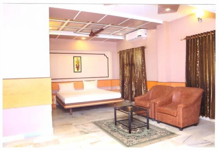 Hotel Juha Regency