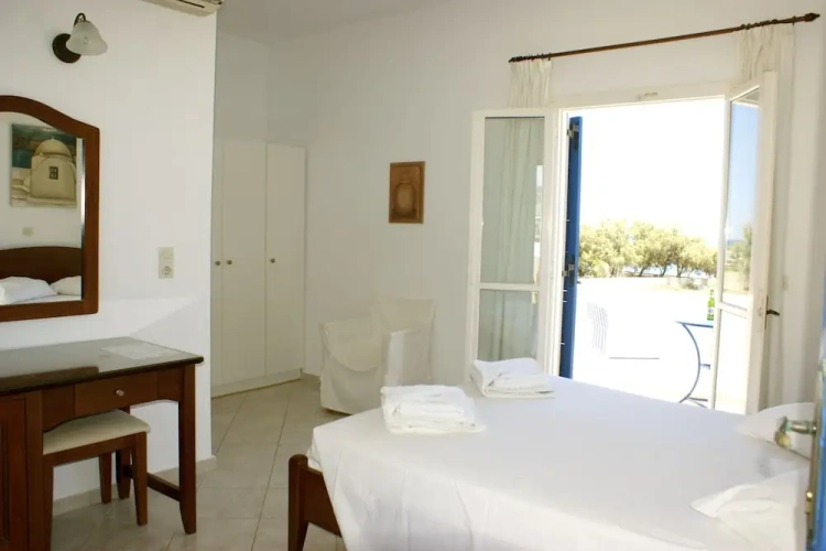 Standard room with balcony and with sea view