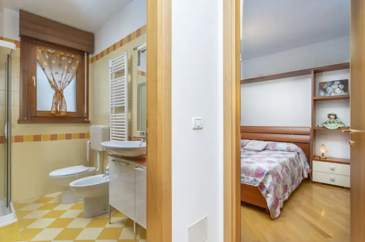 Ai Gelsomini-APT with Terrace & Parking