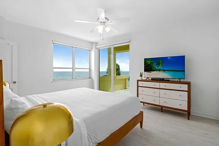Quadruple Suite with balcony