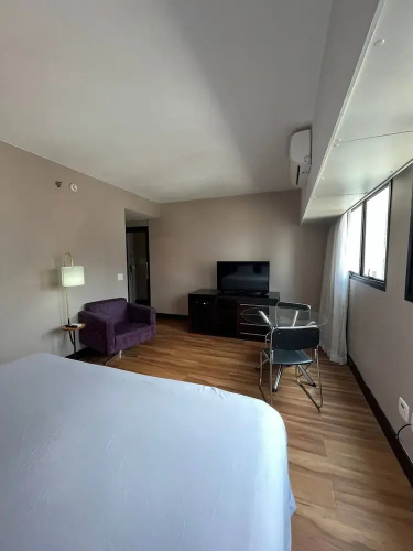 Get a flat-1504 Berrini 4 estrelas