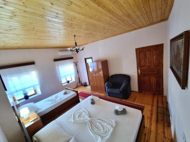 Standard Family room