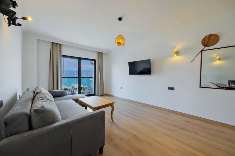 3 Bedrooms Family Suite with sea view