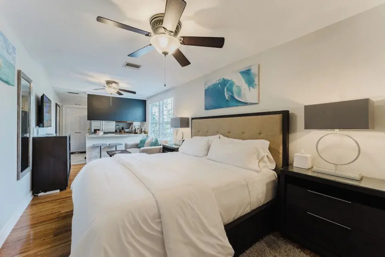 Nola Apartment