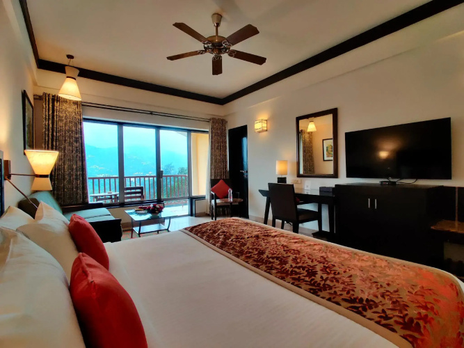 Fariyas Resort Lonavala