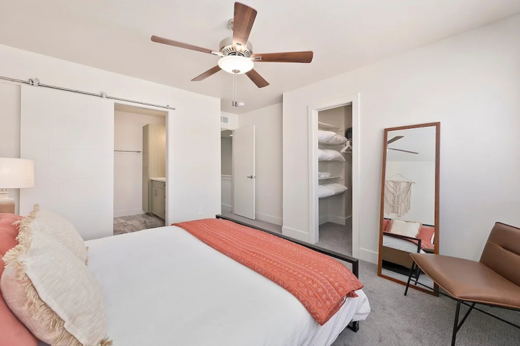 938 Jerome St Unit 2