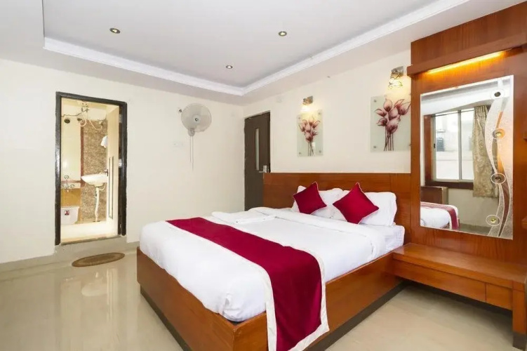 OYO 628 Hotel Umerkot Comforts