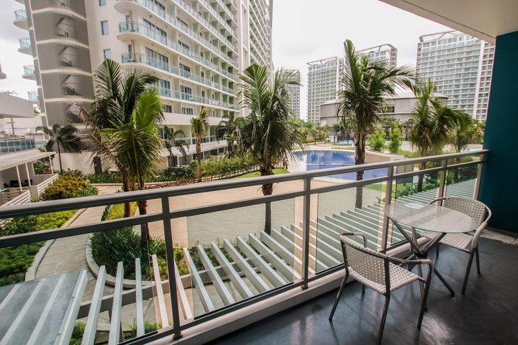 2 Bedrooms Suite with pool view