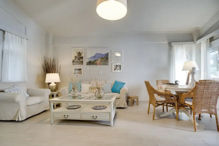 Ekatis House I