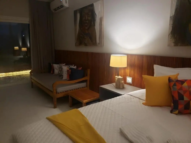 Bahari Suites