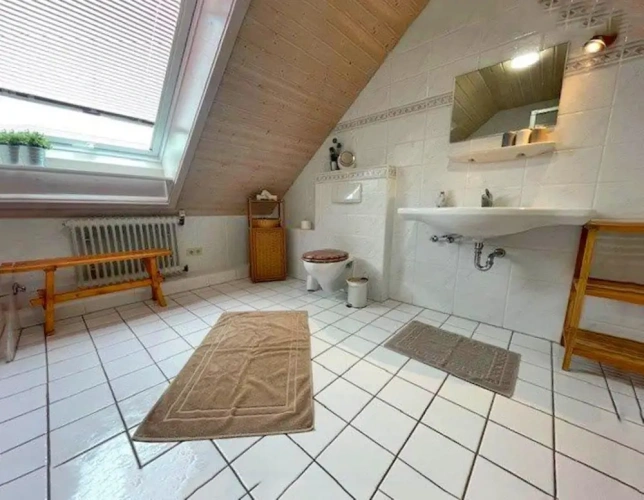 Apartment with balcony
