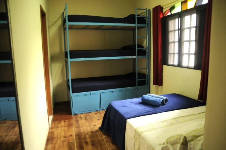 Le House Hostel