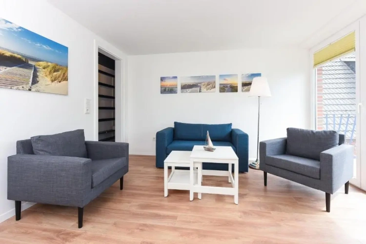 2 Bedrooms Apartment