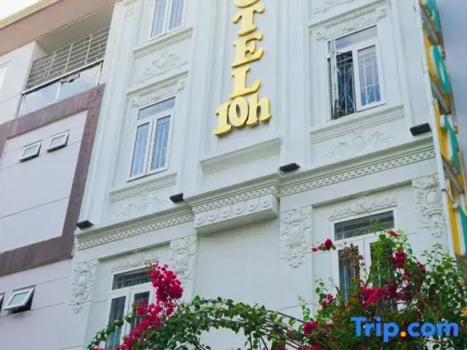 10h Hotel