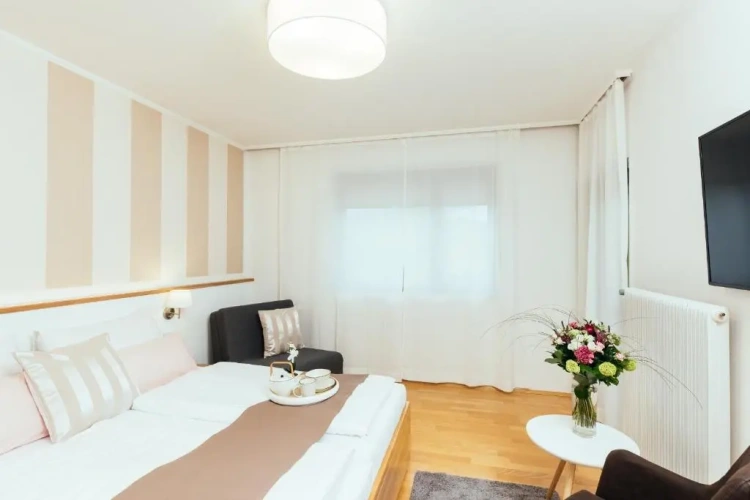 Deluxe Double room with balcony