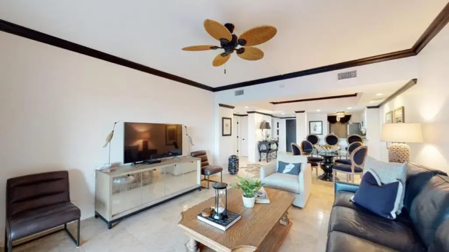 240 Captains Quarters