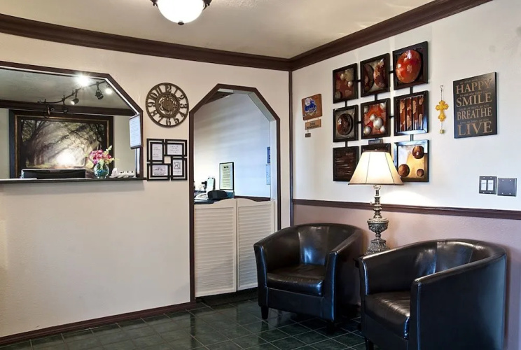 The Regency Inn