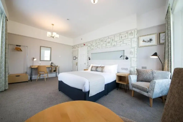 Standard Double room with view