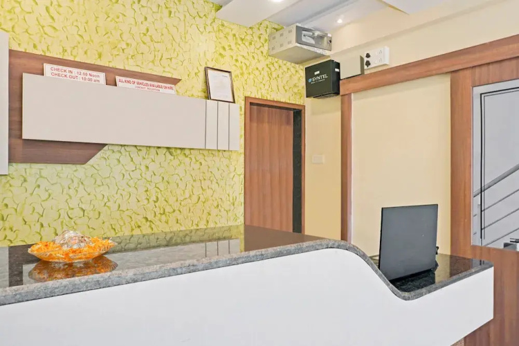 OYO 29634 Hotel Navalai Pride