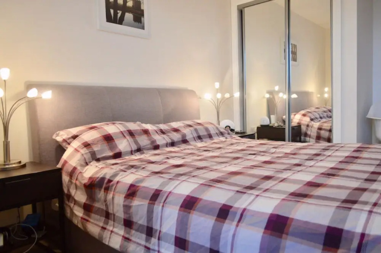 Modern 1 Bedroom Apartment off Leith Walk