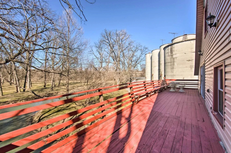 Creek Access & Deck: Runningwater Lancaster Gem
