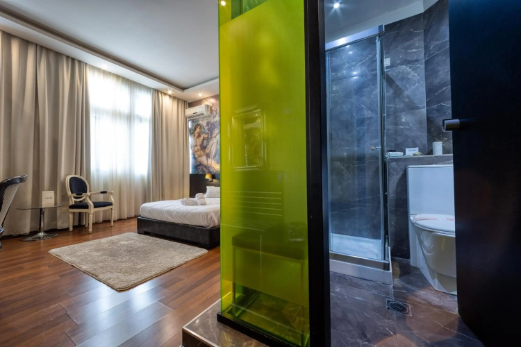 Gallery Art Hotel