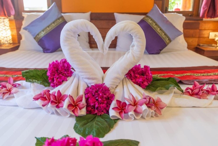 2 Bedrooms Villa