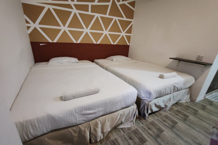 M Motel Meru