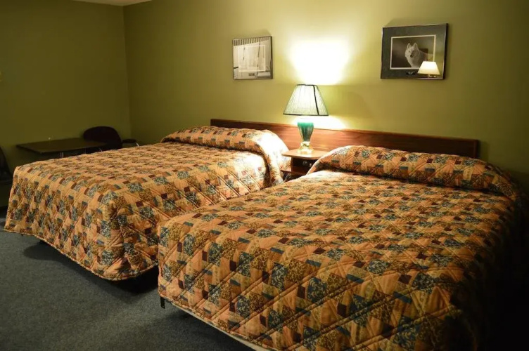 Tobin Lake Motel