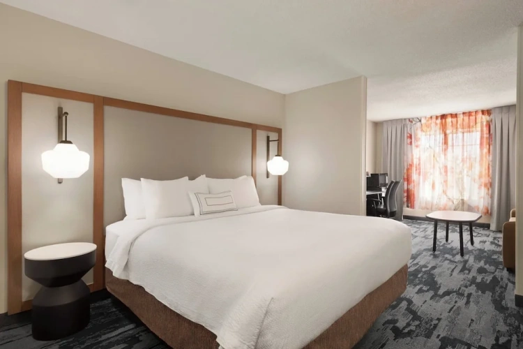 1 Bedroom Suite