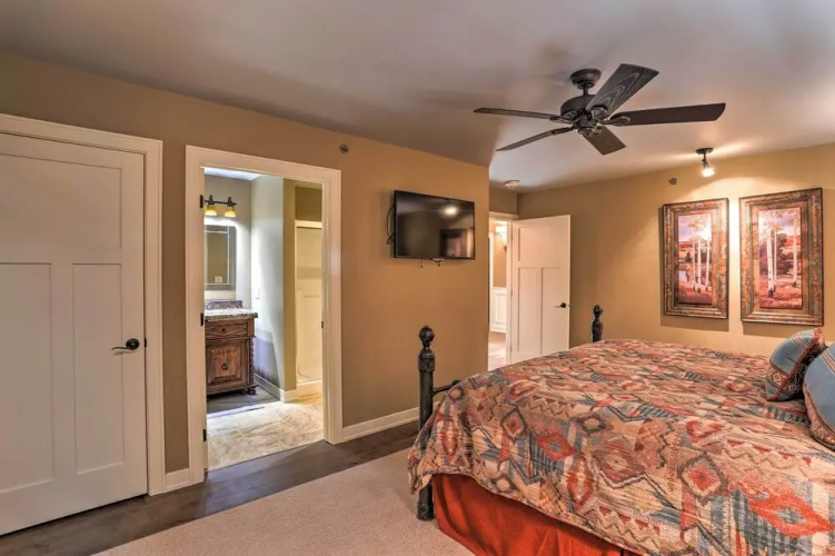 Main Street Strugis Apt w/ High-end Features